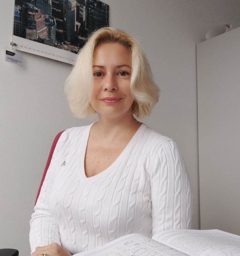 Dr.  Viktoriia Shtefan
